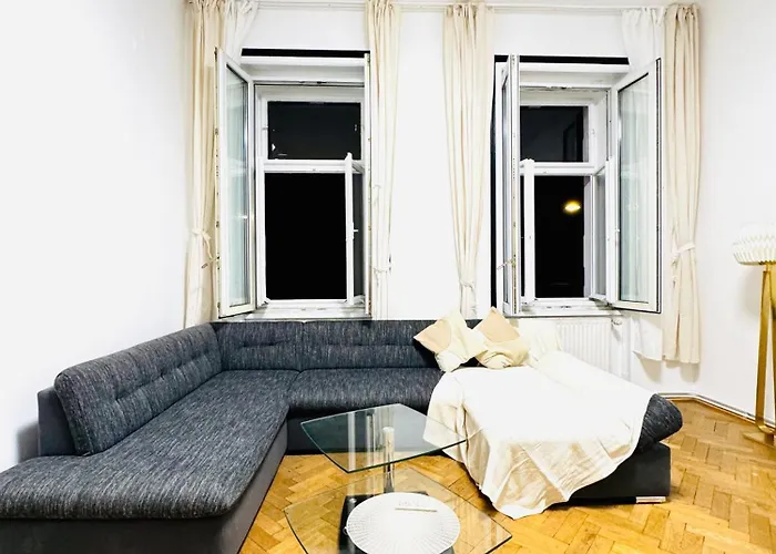 Affordable Apartment, 4 Minutes From Stadthalle And U6 Metro *